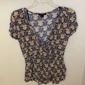 F21 V-Neck Blouse
